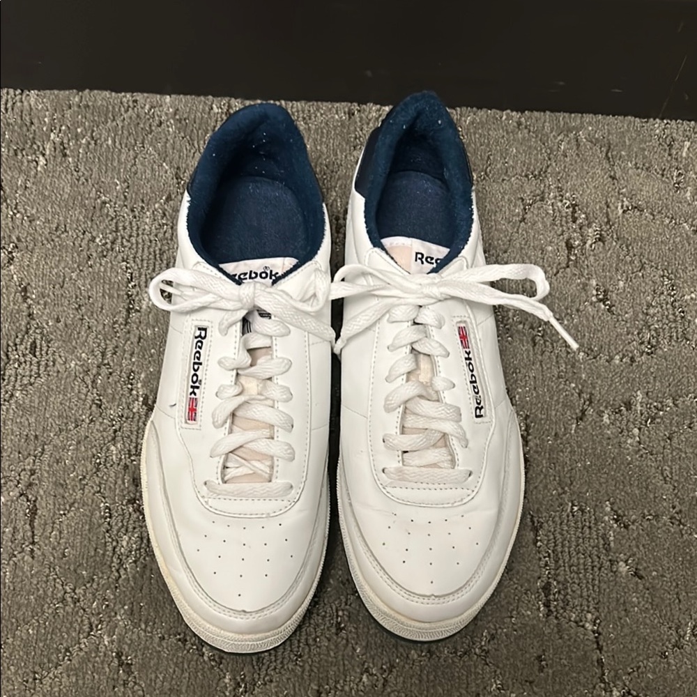 Reebok Men's White Leather Sneakers with Navy Interior